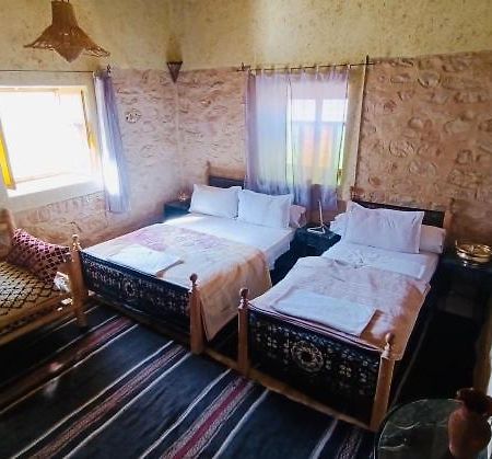 Kasbah Dar Talouste Panzió Afela Isli Kültér fotó