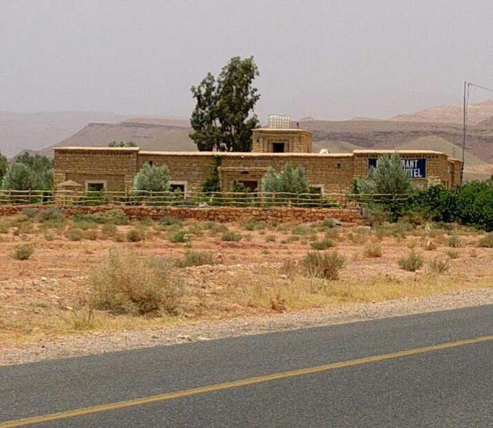 Kasbah Dar Talouste Panzió Afela Isli Kültér fotó