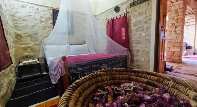 Kasbah Dar Talouste Panzió Afela Isli Kültér fotó