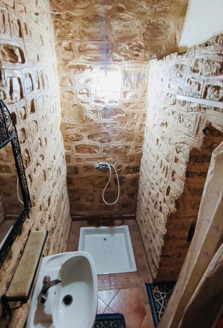 Kasbah Dar Talouste Panzió Afela Isli Kültér fotó