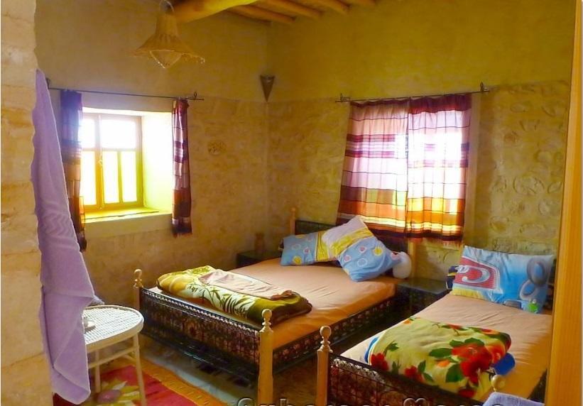 Kasbah Dar Talouste Panzió Afela Isli Kültér fotó